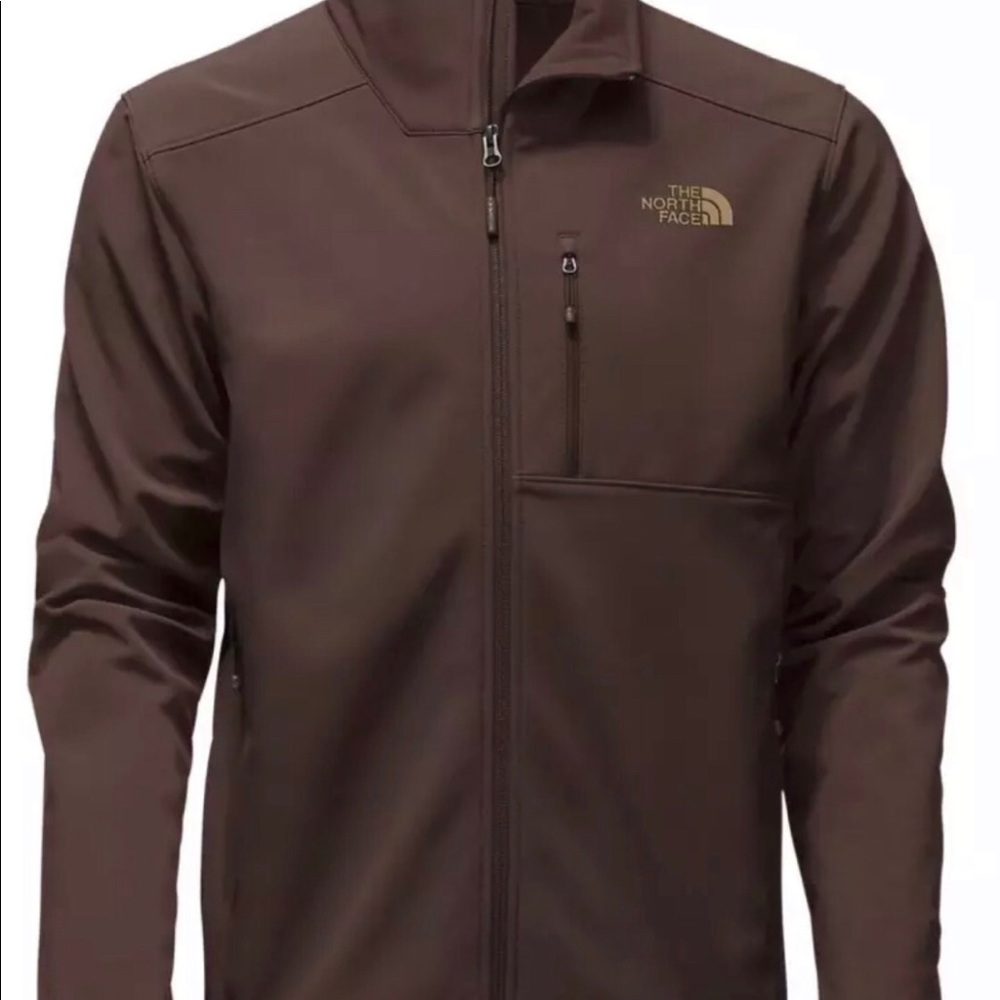 The north face men softshell jacket Brown with tag